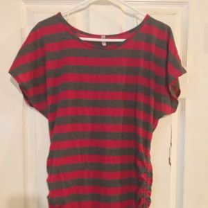 Side tie sleeveless top